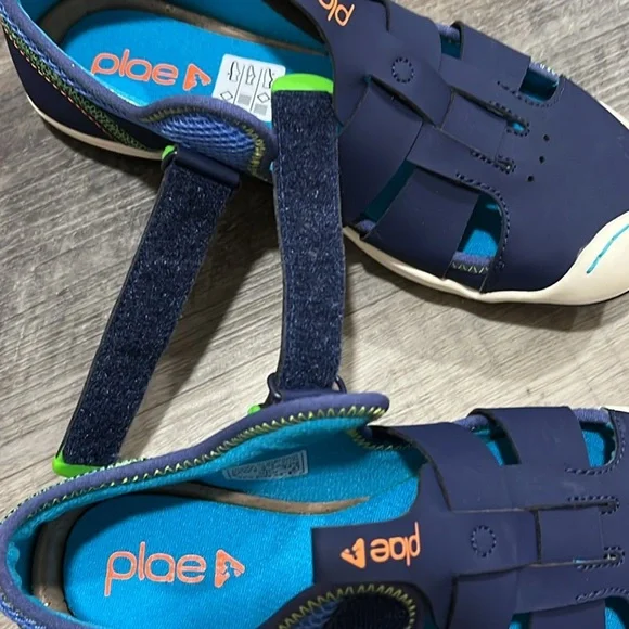 PLAE Sam 2.0 size 3 US navy blue like new - Picture 9 of 9
